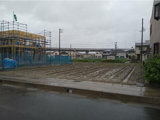 土田３丁目貸地の外観