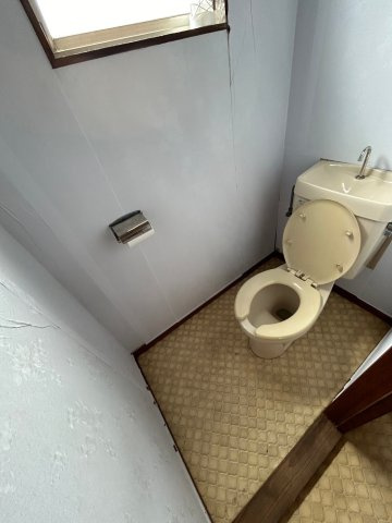 宇福寺天神２３２店舗付き住居のトイレ
