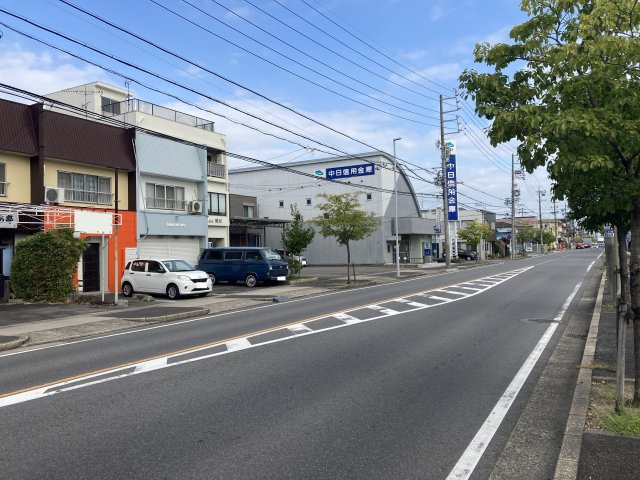 浮野町９店舗付住居の外観
