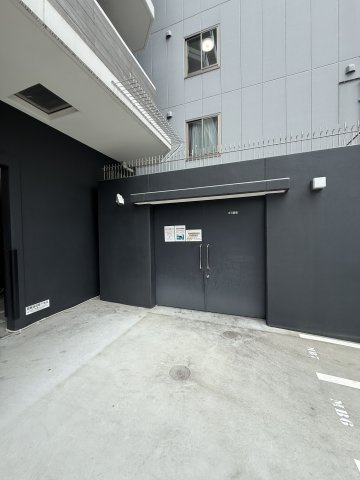 アーバンエース日本橋パルの駐車場