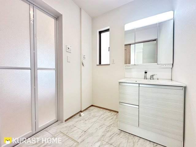 長岡京市滝ノ町2丁目　新築戸建の洗面所