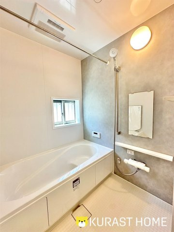 長岡京市滝ノ町2丁目　新築戸建の浴室