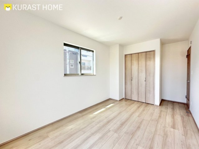 長岡京市滝ノ町2丁目　新築戸建の洋室|7.12帖洋室