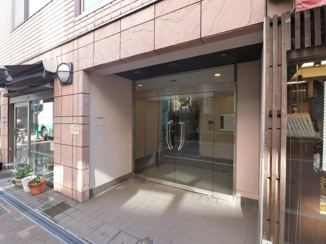 べレール・サツキのエントランス