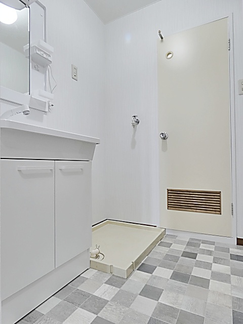 アルス８８の洗面所|ゆったりとスペースのある洗面所