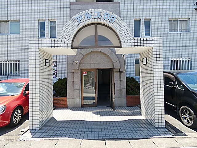 アルス８８のエントランス
