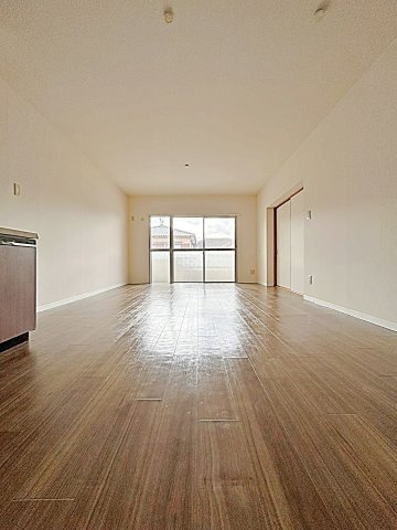 プレステージ社が丘の居間・リビング|使いやすいリビングです