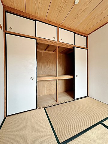 プレステージ社が丘の収納