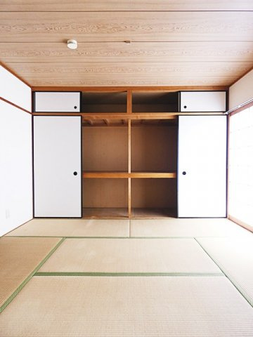 メルローズ２号館の寝室|寝室にいかがでしょうか