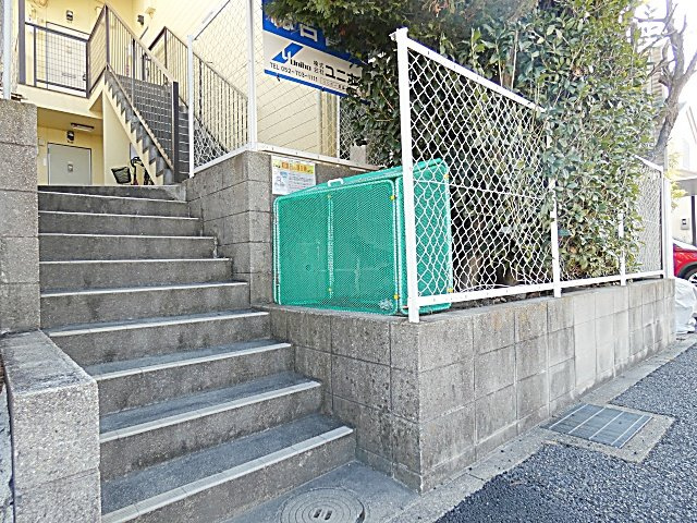 ムーニー若原のエントランス|ゆとりのあるエントランスです