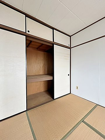第２大幸ハイツの収納|こまごまとしたものを収納できそうですね