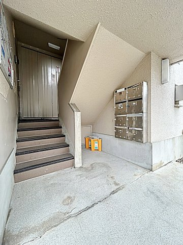 第２大幸ハイツのエントランス|落ち着いたエントランスです
