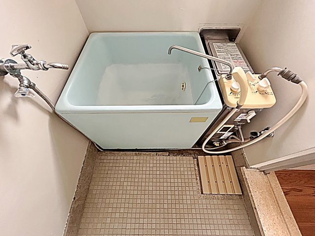 第２大幸ハイツの浴室|落ち着いた空間のお風呂です