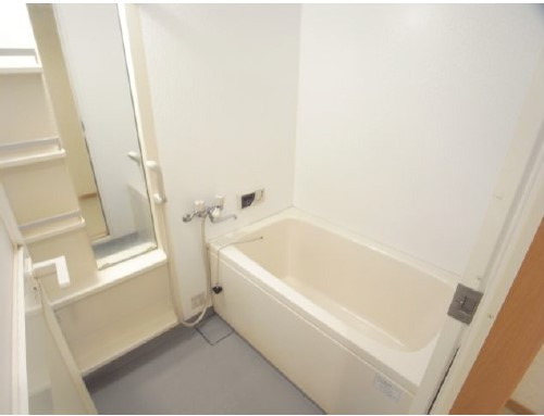 レジデンス栄光の浴室|日々の疲れを癒すお風呂付です