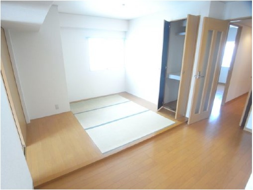 レジデンス栄光の和室|きれいな和室です