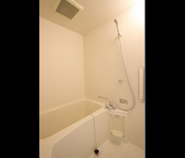 ソレアードⅡの浴室|きれいなお風呂です