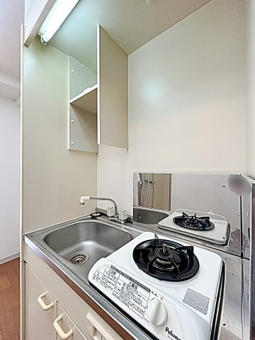 ソレイユ東海通のキッチン|同間取り別部屋の画像です