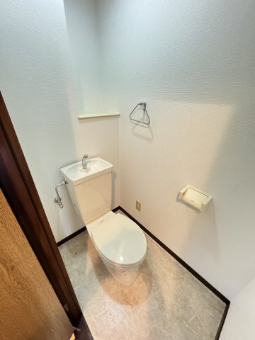 サニーコート坂野のトイレ|落ち着いたトイレです