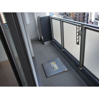 ルクレ森下レジデンスのバルコニー