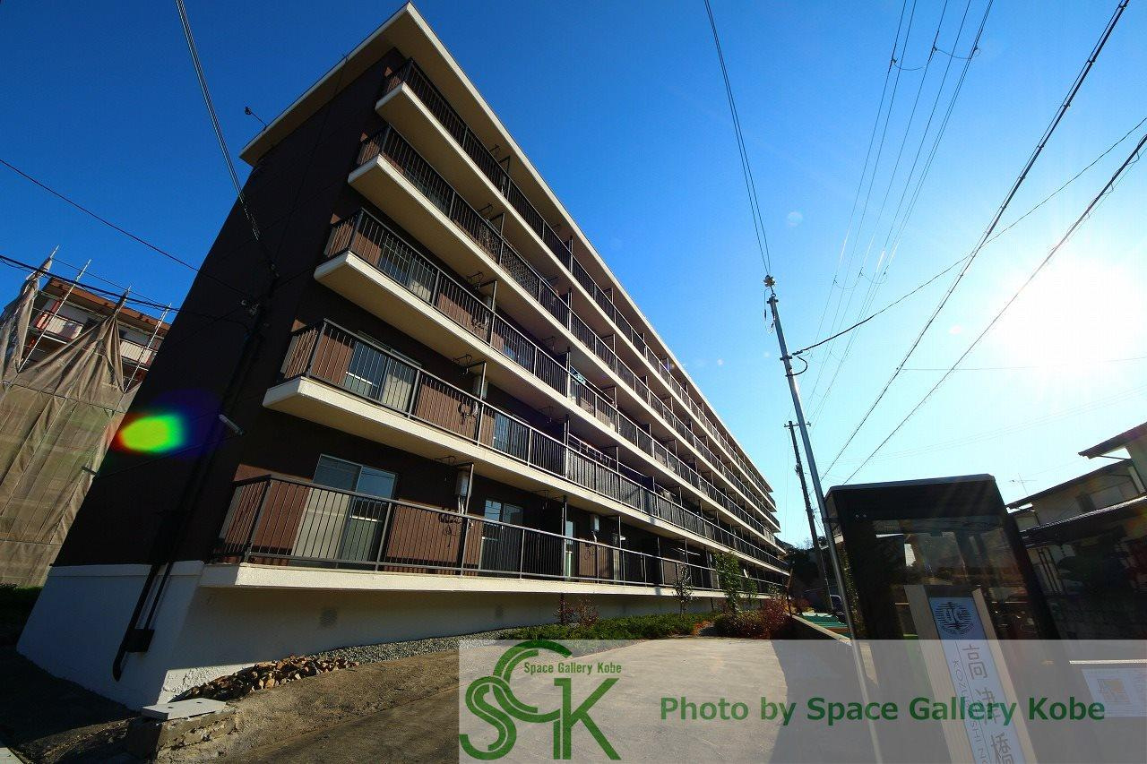 高津橋農住団地B棟