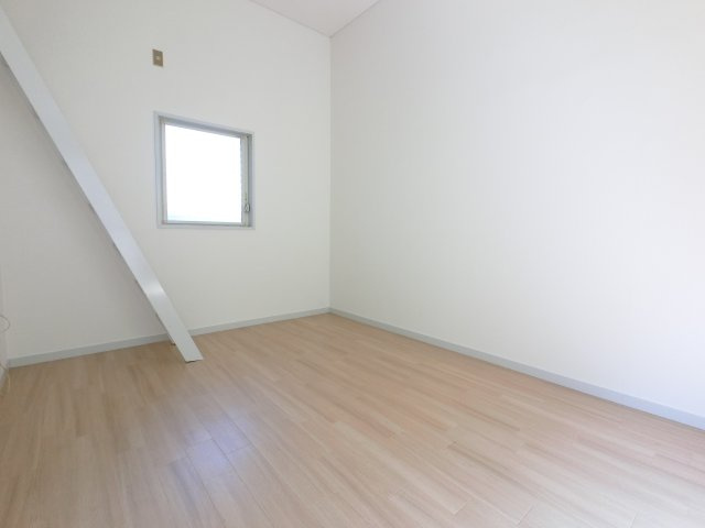 ジュネパレス市川第２１の寝室