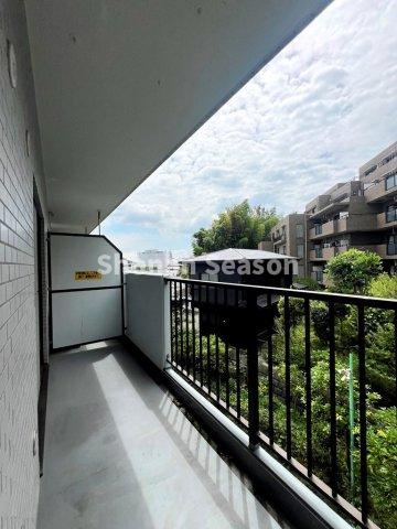 【バルコニー】 | 地上３階建て最上階！より良い眺望が望めますよ♪