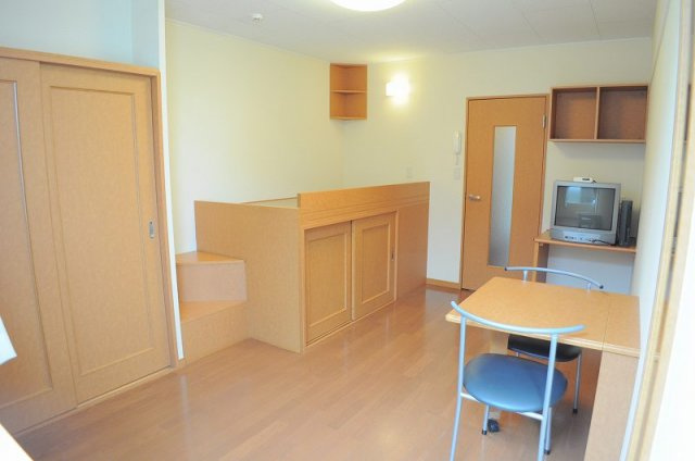 レオパレスいさおの居間・リビング|設備・仕様は号室により異なる為、現況を優先致します。