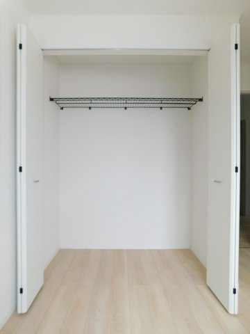 名古屋市中川区中須町字辻ノ上の新築一戸建の収納|◇クローゼット◇　　洋服やにも荷物など大容量収納できます♪