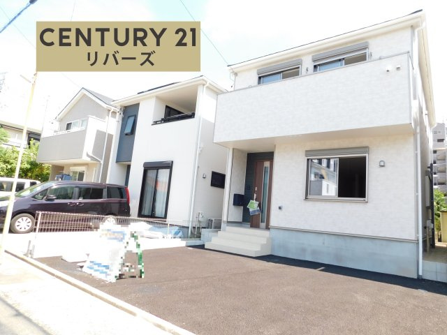 名古屋市中川区中須町字辻ノ上の新築一戸建の外観|◇ラスト１棟◇　　新価格！！いつでも見学出来ます♪（お問合せ当日、平日、水曜、夜間でもＯＫ）　駐車並列２台ＯＫ！　防犯カメラ・ＥＶ車充電設備搭載！　広々ＬＤＫ２０．０帖♪