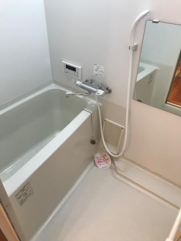 ＭＡＰＬＥ　ＴＲＥＥの浴室|バス