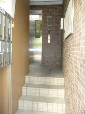 【その他共用部分】 | ビラフォレスト西日暮里 | メールボックスとエレベータホールです