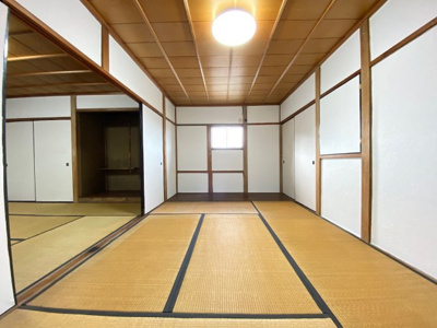 【和室】 | 高島市新旭町饗庭872　中古戸建 | 2階和室6帖