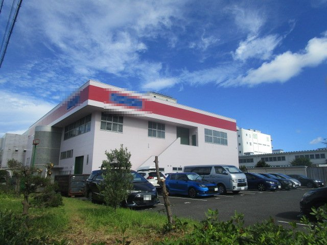 横浜市金沢区福浦２丁目の倉庫