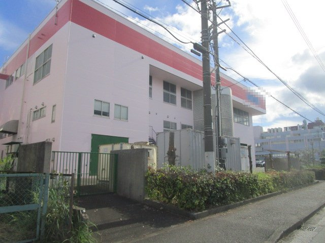 横浜市金沢区福浦２丁目の倉庫