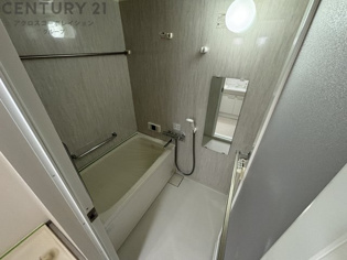 白鷹苦楽園マンションの浴室