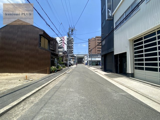 大阪市東成区東今里2丁目の前面道路含む現地写真