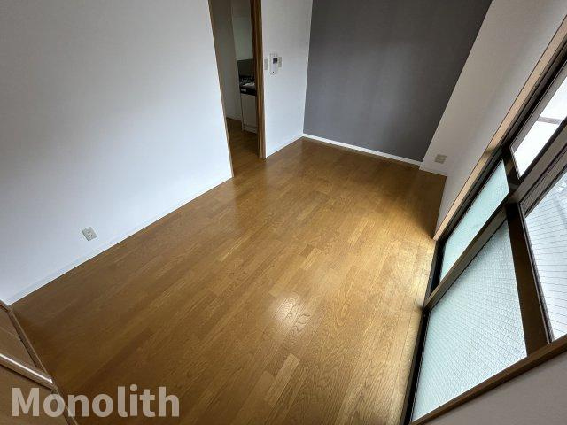 ハピネス蔵の洋室