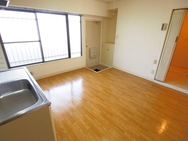 コーポ伊藤の居間・リビング