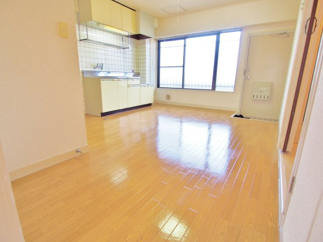 コーポ伊藤の居間・リビング