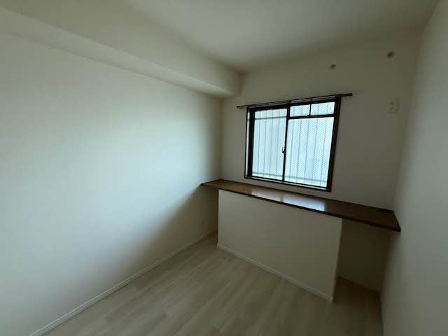 コート・ザ・ルピナスの洋室