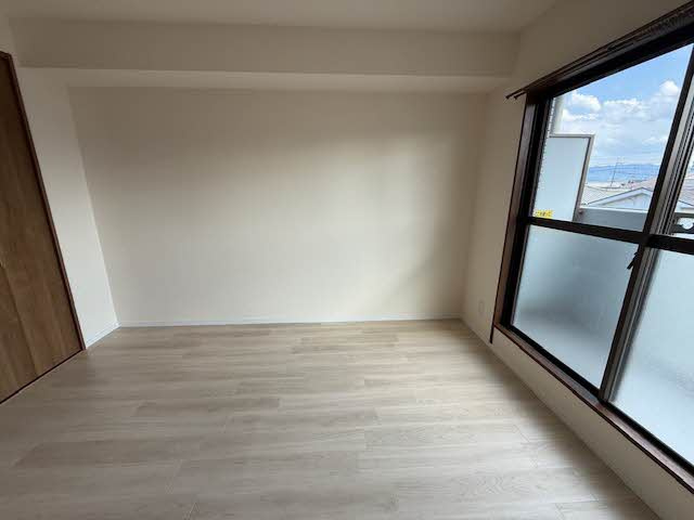 コート・ザ・ルピナスの洋室