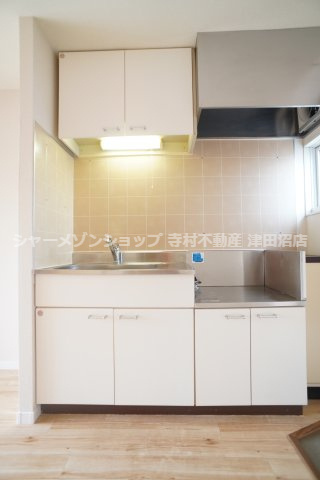 フローラ幕張のキッチン|他号室の写真になります。