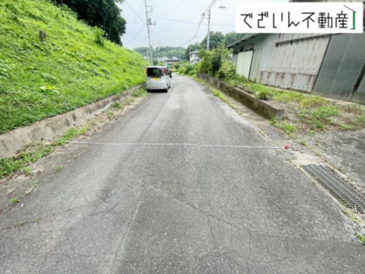 【前面道路含む現地写真】 | 熊谷市小江川　売地 | 現地(2025年7月撮影)