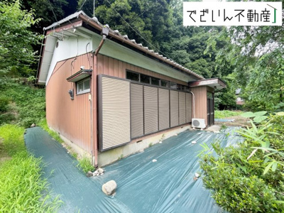 【外観】 | 熊谷市小江川　売地 | 現地(2025年7月撮影)
※上物あり(居宅：木造平屋建59.87㎡＊昭和57年築)