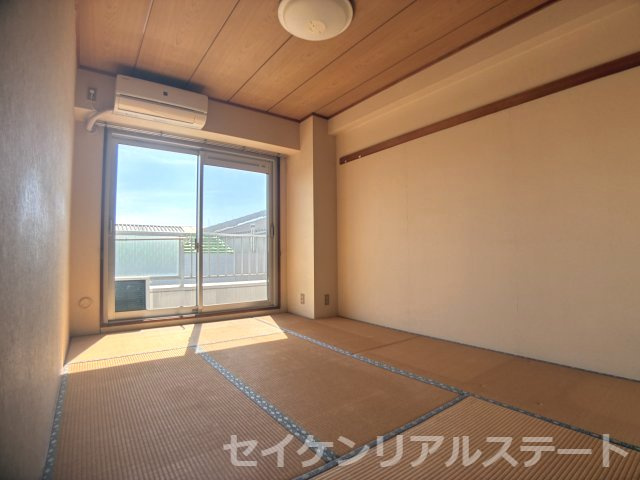 サンライフ相模大野台　３階の和室