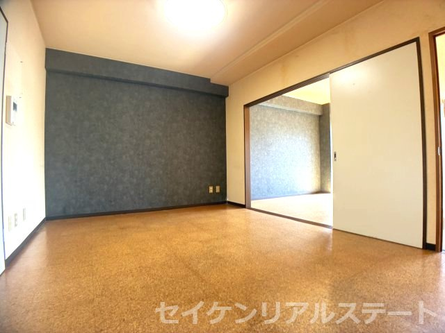 サンライフ相模大野台　３階の居間・リビング