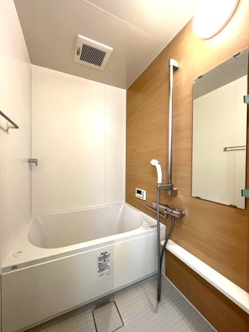 京阪本線・宇治線『中書島』駅まで徒歩１５分☆２０２５年７月リフォーム完了☆ハイム伏見Ａ棟の浴室|浴室