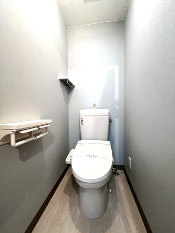 京阪本線・宇治線『中書島』駅まで徒歩１５分☆２０２５年７月リフォーム完了☆ハイム伏見Ａ棟のトイレ|トイレ