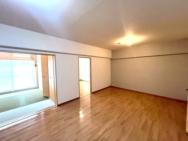 京阪本線・宇治線『中書島』駅まで徒歩１５分☆２０２５年７月リフォーム完了☆ハイム伏見Ａ棟の居間・リビング|リビング