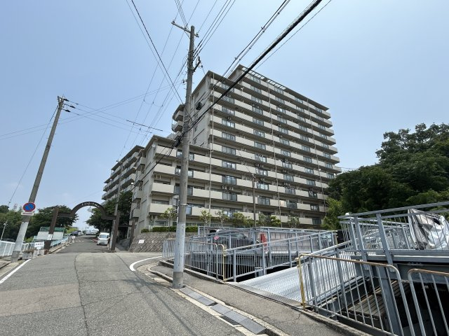 メゾンドール明石山ノ手台の外観